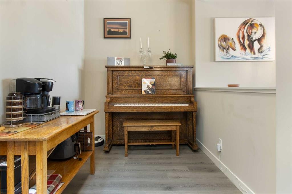 









227


Union

Avenue Southeast,
Calgary,




AB
T3M 3E9

