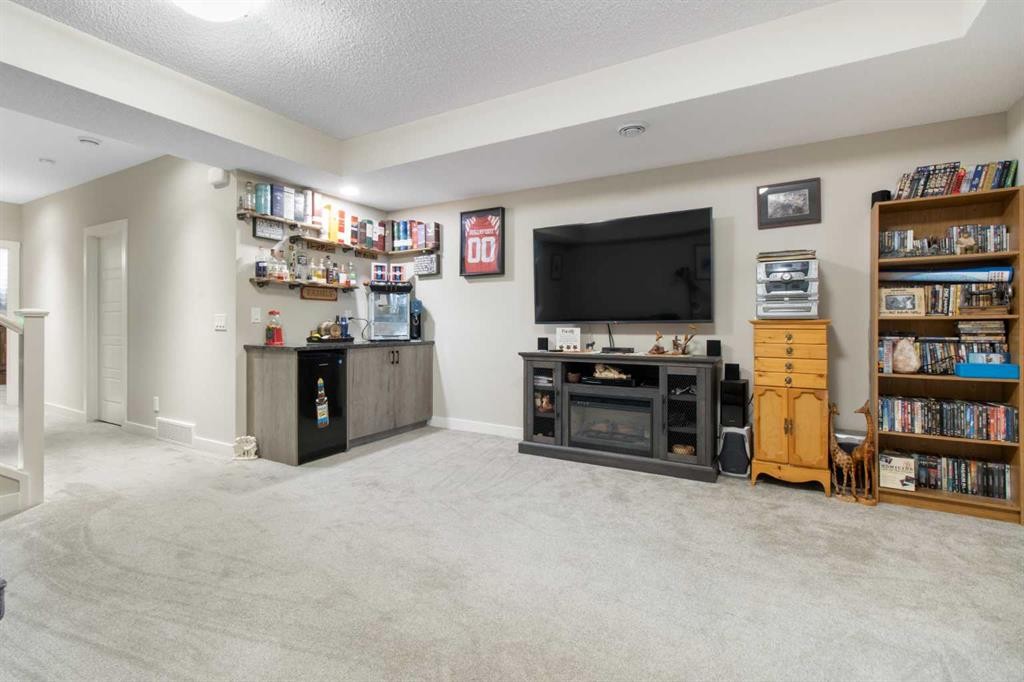 









227


Union

Avenue Southeast,
Calgary,




AB
T3M 3E9

