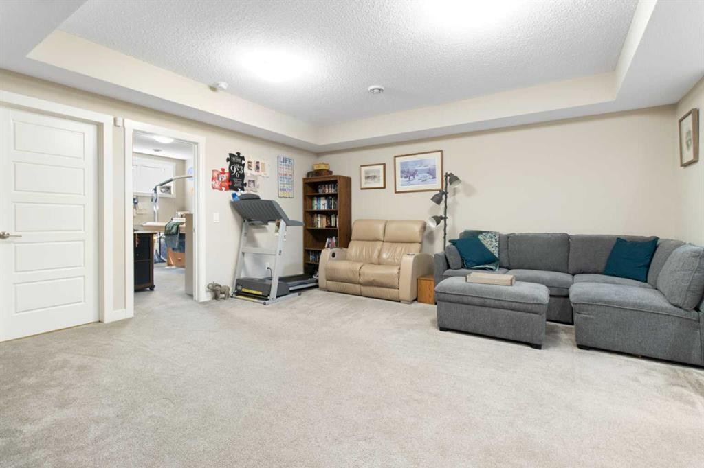









227


Union

Avenue Southeast,
Calgary,




AB
T3M 3E9

