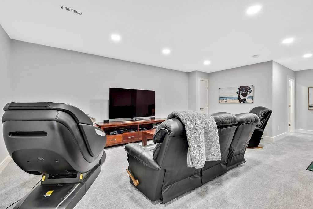









159


Lake Placid

Place Southeast,
Calgary,




AB
T2J5R6


