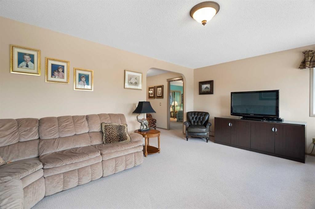 









56


Cranleigh

Court Southeast,
Calgary,




AB
T3M 1C9


