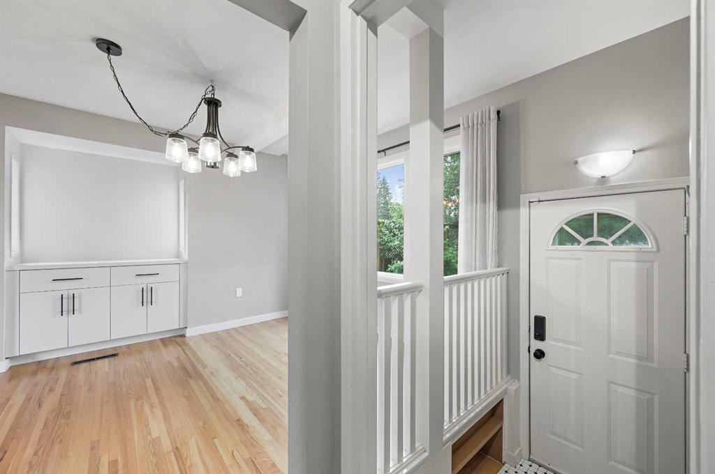 









4936


Worcester

Drive Southwest,
Calgary,




AB
T3C 3L6

