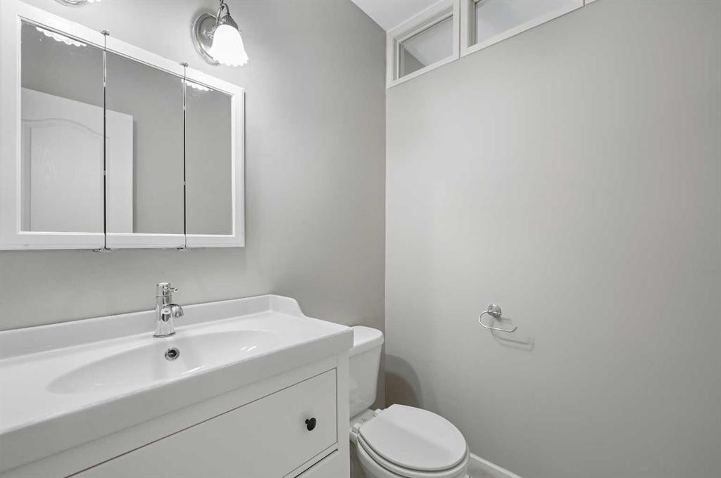 









4936


Worcester

Drive Southwest,
Calgary,




AB
T3C 3L6

