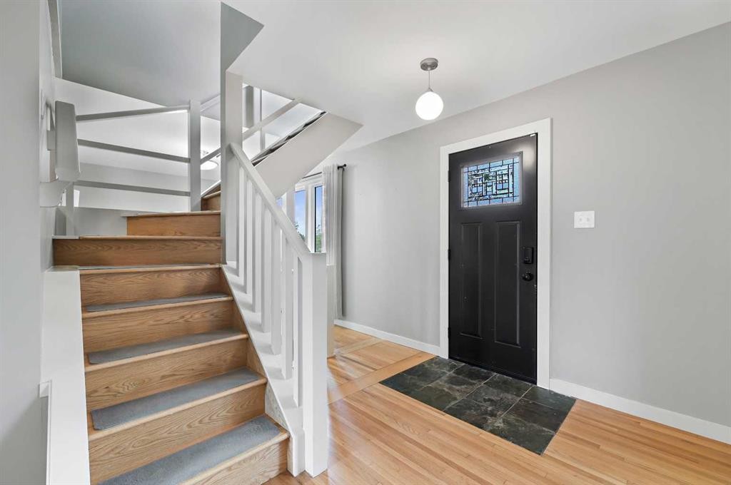 









4936


Worcester

Drive Southwest,
Calgary,




AB
T3C 3L6

