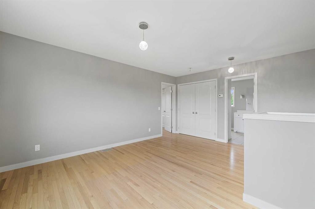 









4936


Worcester

Drive Southwest,
Calgary,




AB
T3C 3L6

