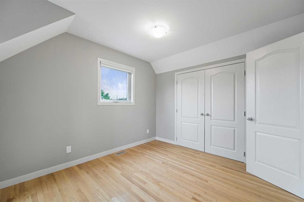 









4936


Worcester

Drive Southwest,
Calgary,




AB
T3C 3L6

