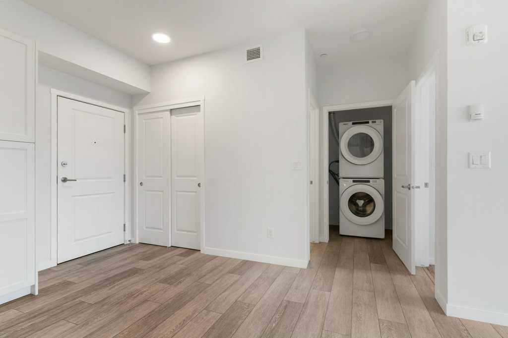 









3727


Sage Hill

Drive Northwest, 3108,
Calgary,




AB
T3R 1T7


