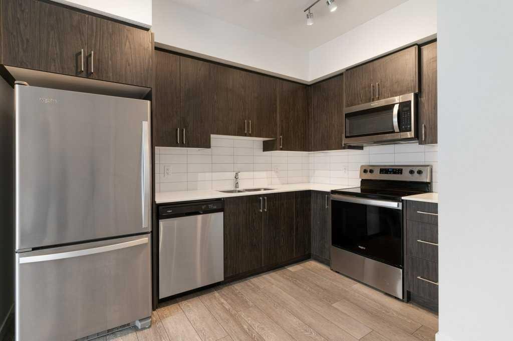 









3727


Sage Hill

Drive Northwest, 3405,
Calgary,




AB
T3R 1T7


