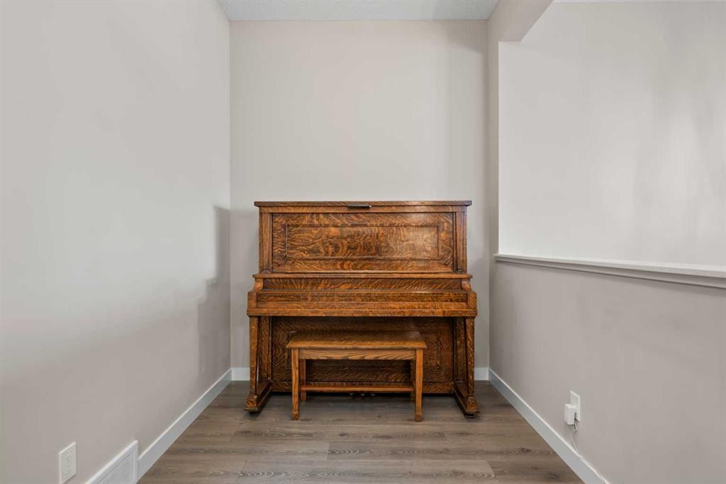 









227


Union

Avenue Southeast,
Calgary,




AB
T3M 3E9

