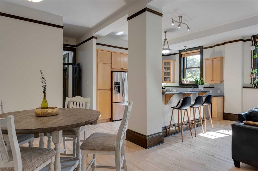 









804


18

Avenue Southwest, 1,
Calgary,




AB
T2T 0G8


