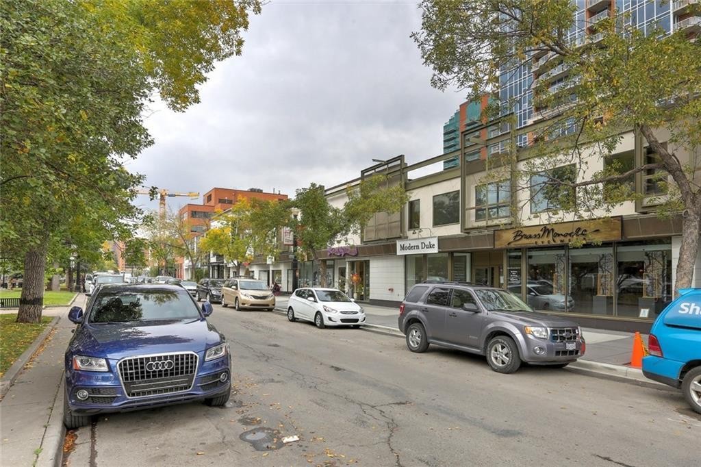 









804


18

Avenue Southwest, 1,
Calgary,




AB
T2T 0G8


