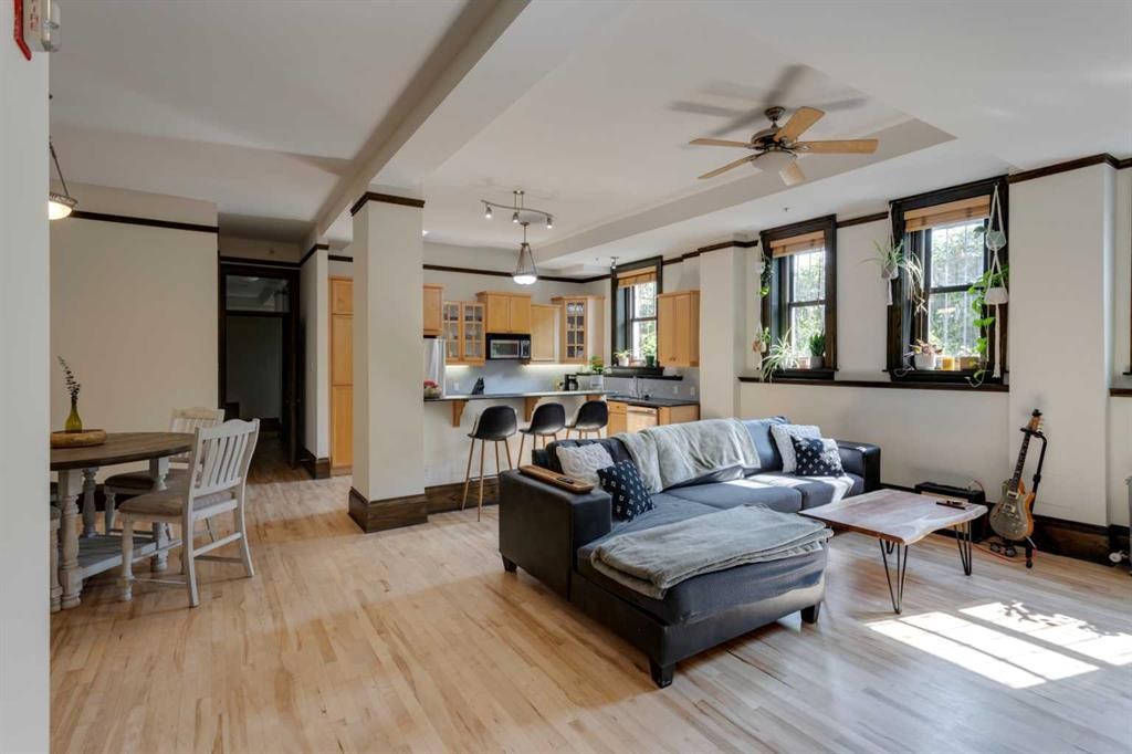 









804


18

Avenue Southwest, 1,
Calgary,




AB
T2T 0G8

