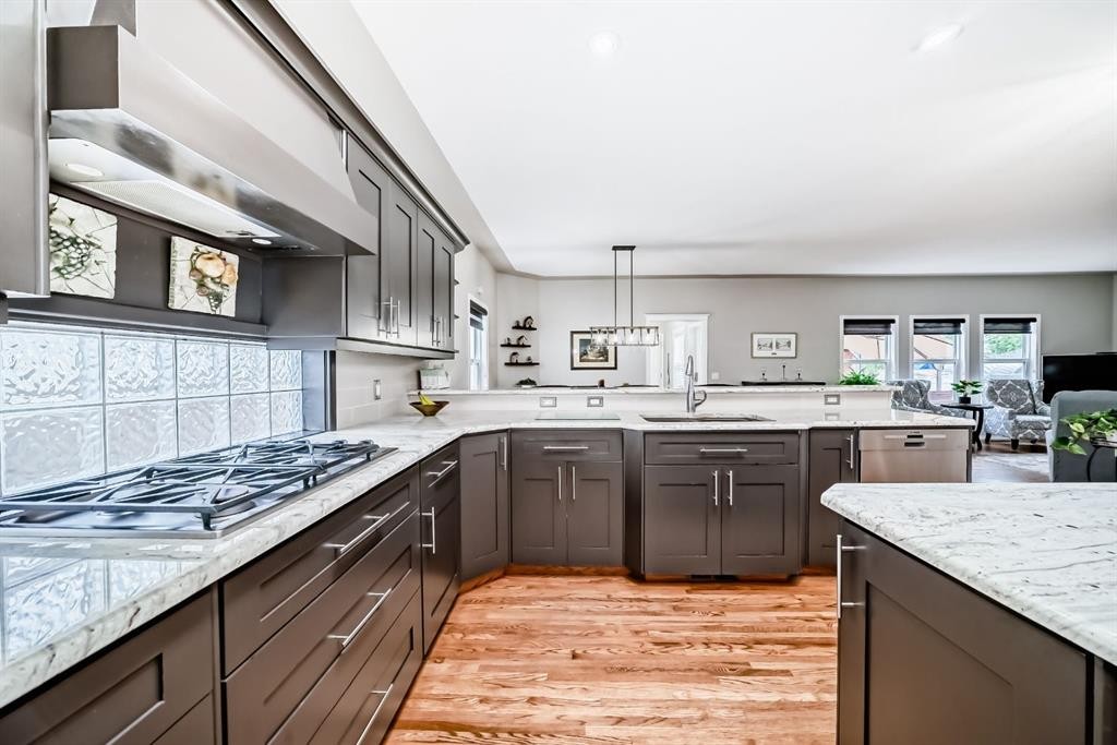









42


Inverness

Close Southeast,
Calgary,




AB
T2Z 2X7

