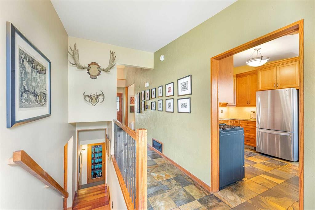 









1619


47

Street Southwest,
Calgary,




AB
T3C 2E2

