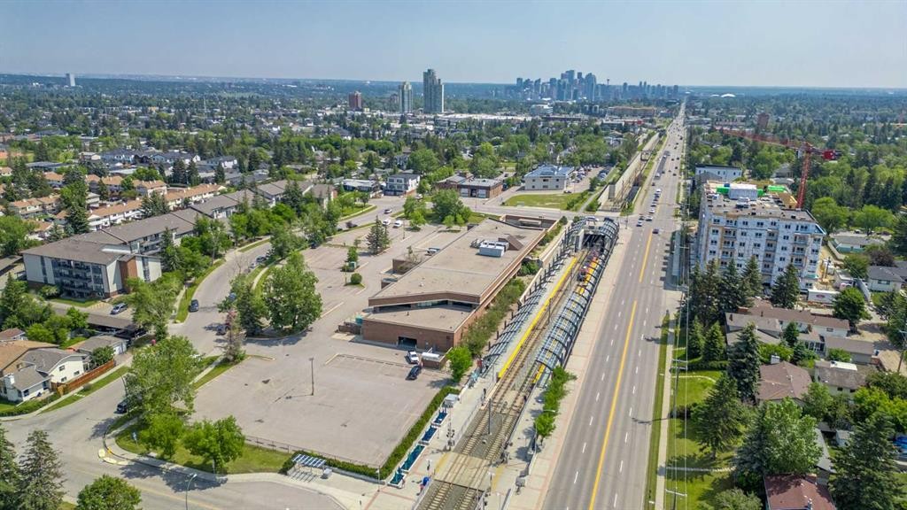 









1619


47

Street Southwest,
Calgary,




AB
T3C 2E2

