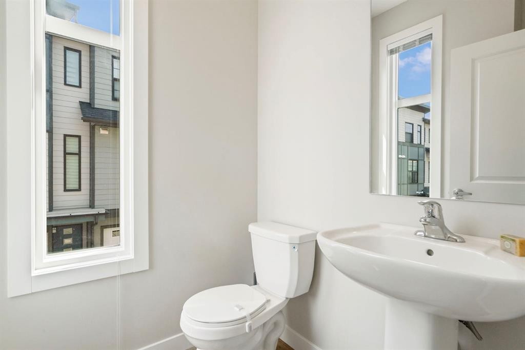 









19640


40

Street Southeast,
Calgary,




AB
T3M 3A6

