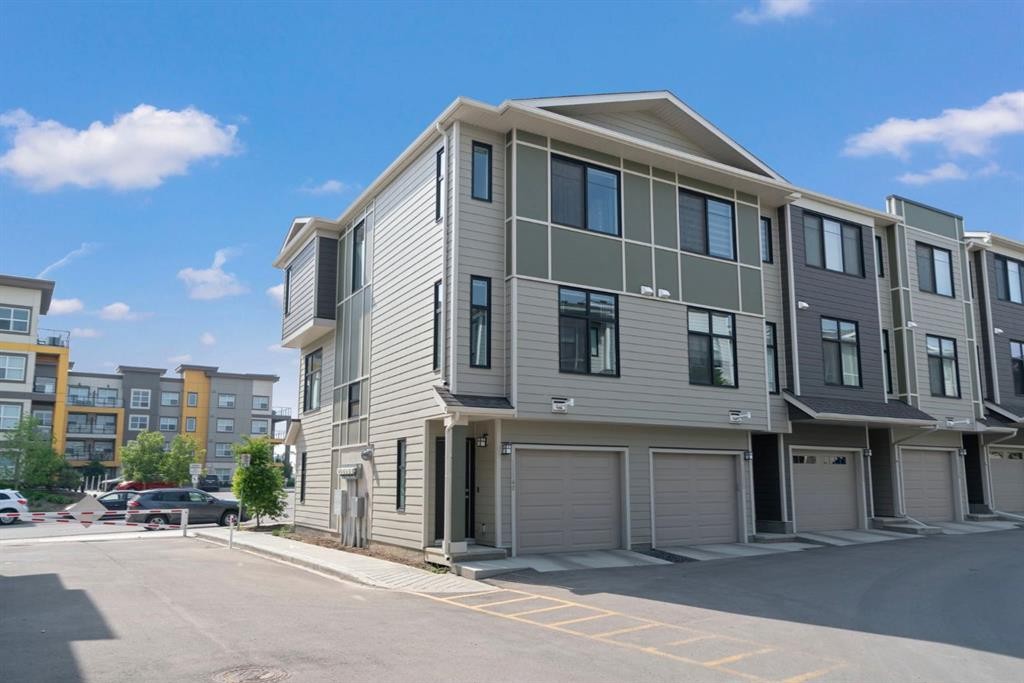 









19640


40

Street Southeast,
Calgary,




AB
T3M 3A6

