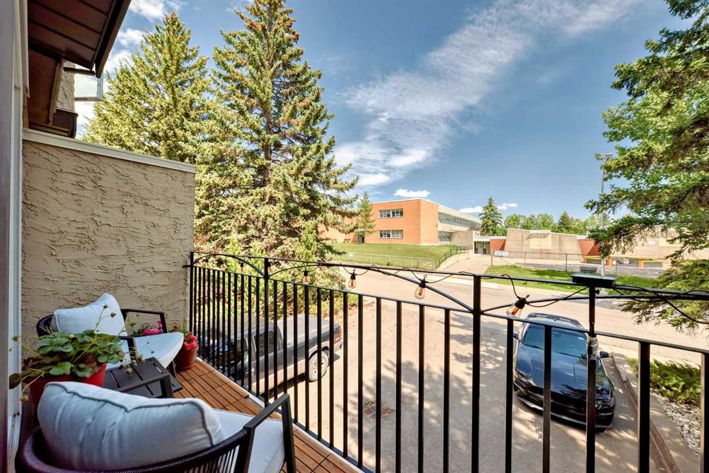 









3130


66

Avenue Southwest, 804,
Calgary,




AB
T3E 5K8

