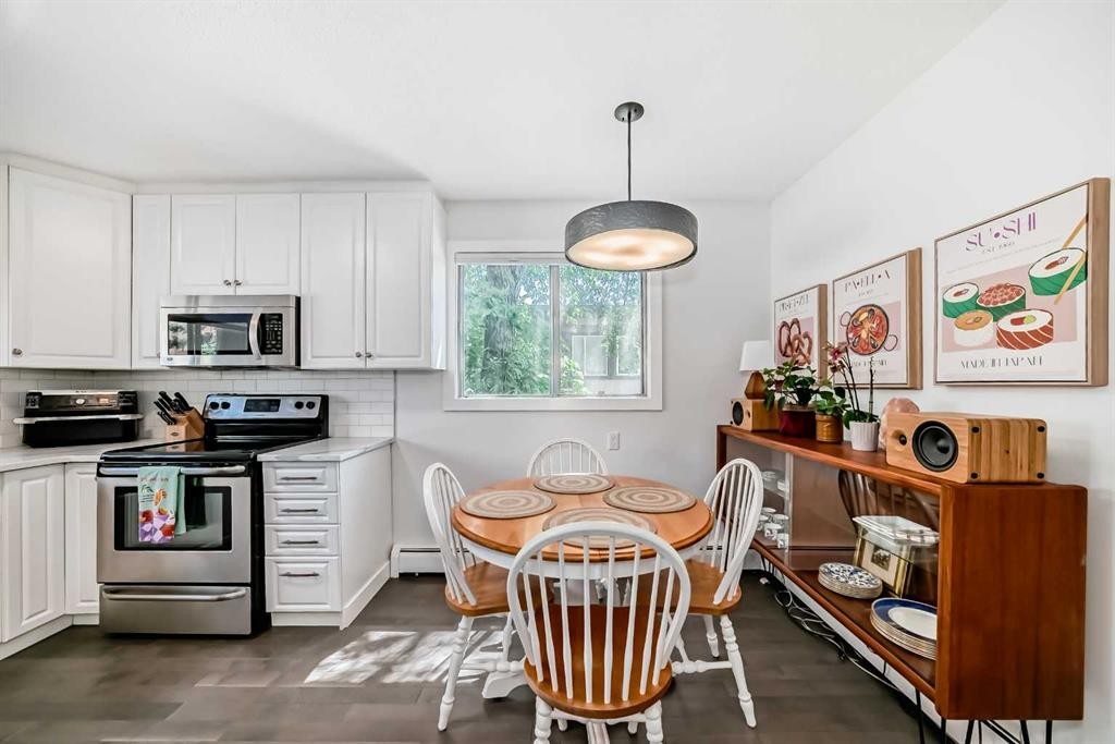 









3130


66

Avenue Southwest, 804,
Calgary,




AB
T3E 5K8

