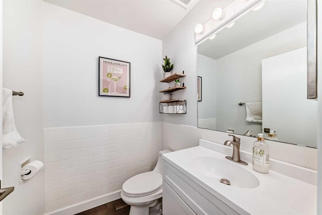 









3130


66

Avenue Southwest, 804,
Calgary,




AB
T3E 5K8

