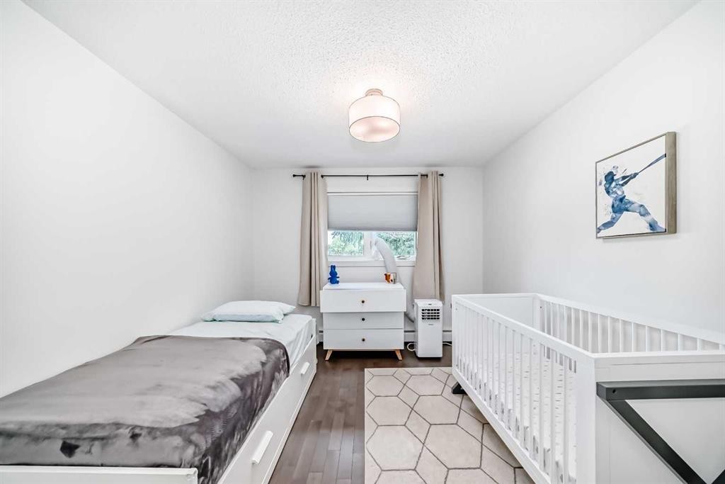 









3130


66

Avenue Southwest, 804,
Calgary,




AB
T3E 5K8

