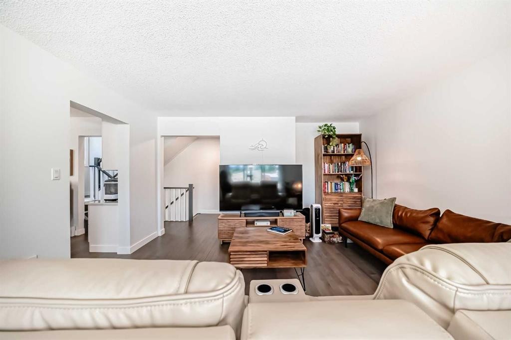 









3130


66

Avenue Southwest, 804,
Calgary,




AB
T3E 5K8

