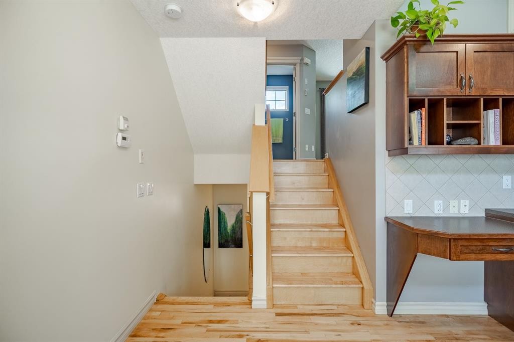 









122


Inglewood

Grove Southeast,
Calgary,




AB
T2G 5R4

