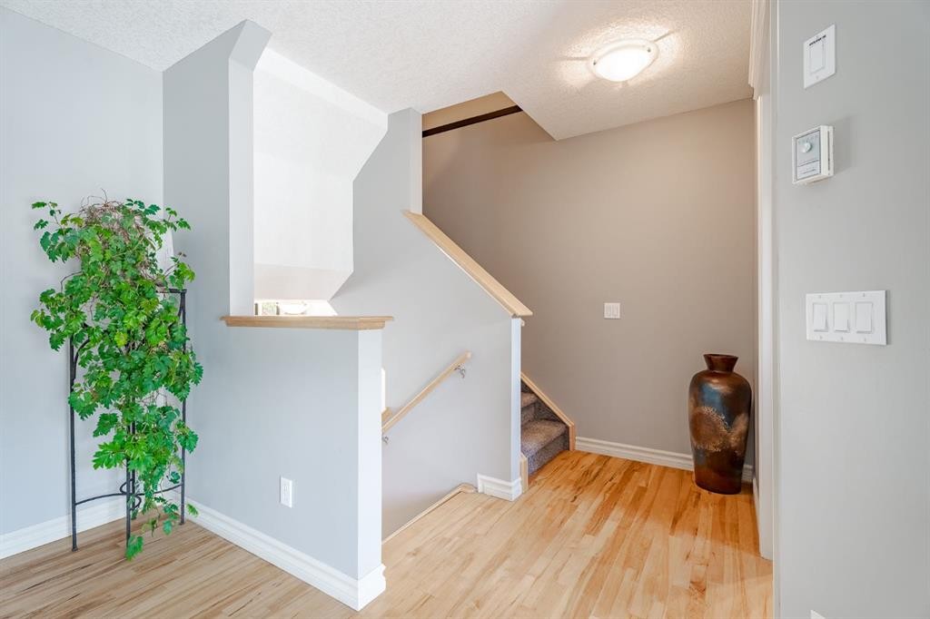 









122


Inglewood

Grove Southeast,
Calgary,




AB
T2G 5R4

