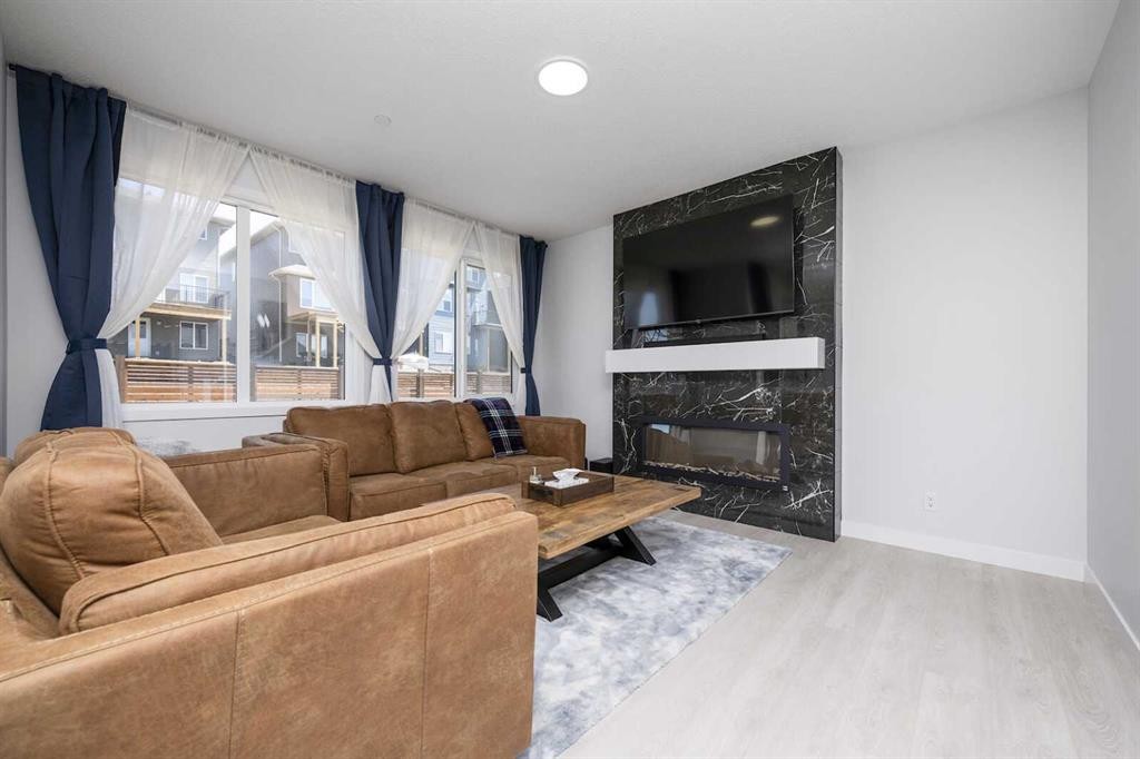 









336


Lucas

Way Northwest,
Calgary,




AB
T3P 0R5

