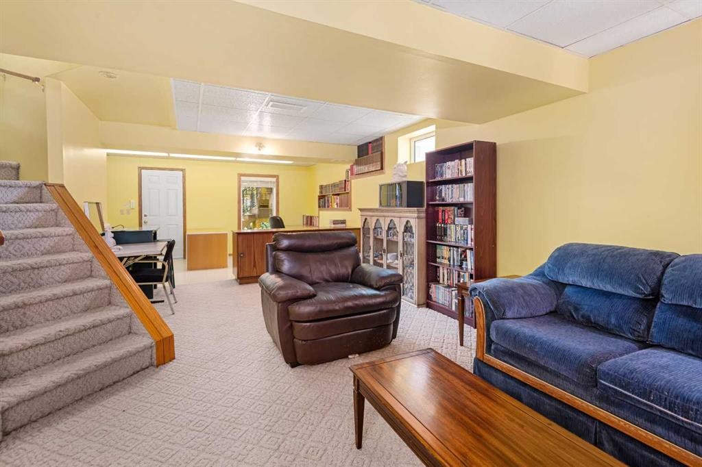 









89


Riverglen

Close Southeast,
Calgary,




AB
T2C 3W4

