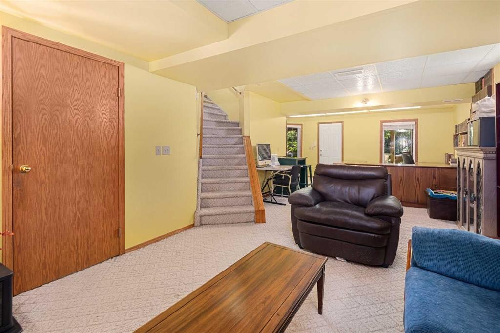 









89


Riverglen

Close Southeast,
Calgary,




AB
T2C 3W4

