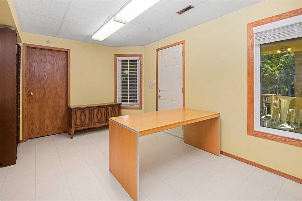 









89


Riverglen

Close Southeast,
Calgary,




AB
T2C 3W4

