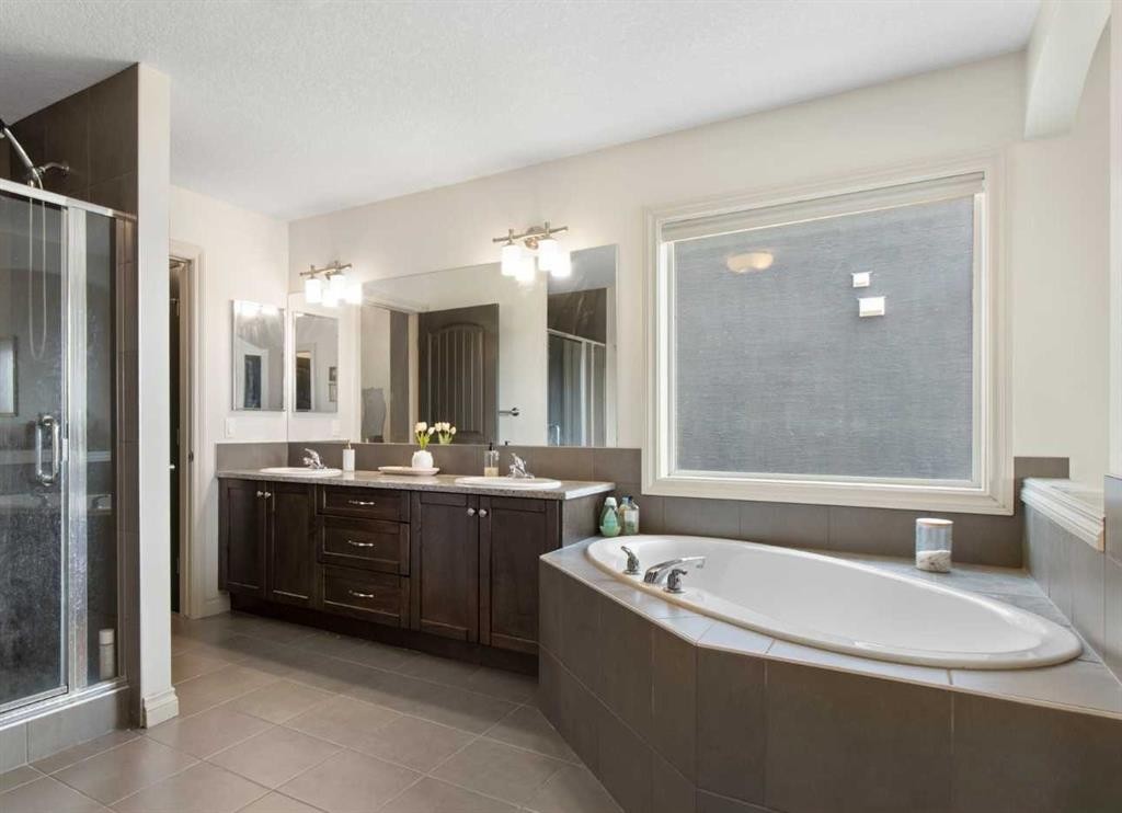 









11


Muirfield

Close,
Lyalta,




AB
T0J1Y1

