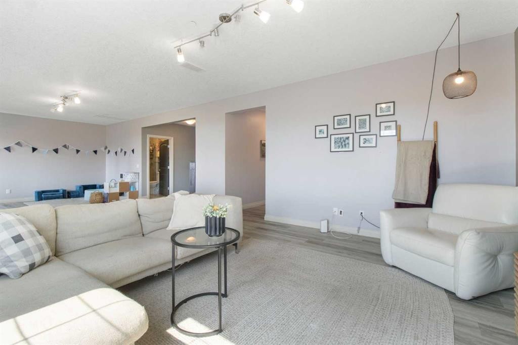 









11


Muirfield

Close,
Lyalta,




AB
T0J1Y1

