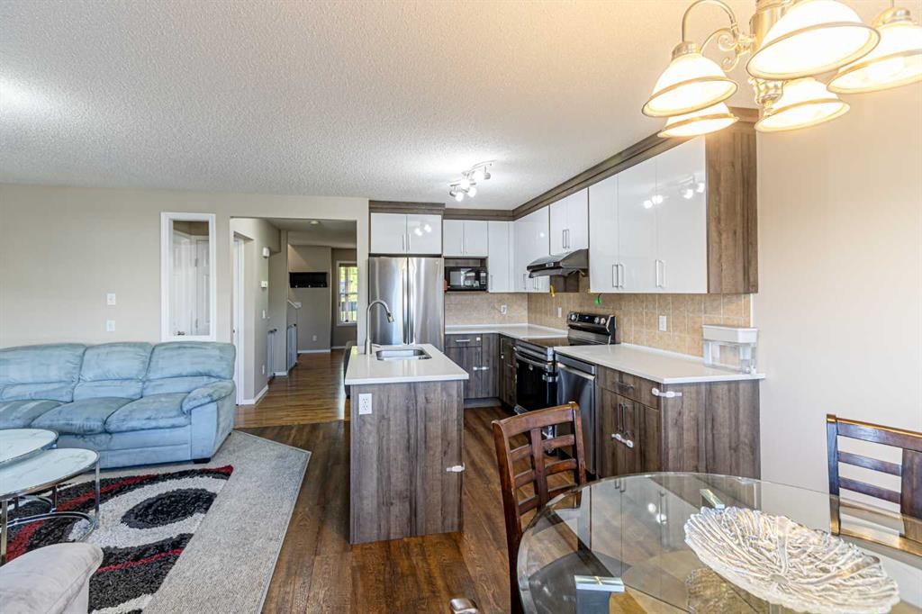 









112


Covepark

Rise Northeast,
Calgary,




AB
T3K 6G2

