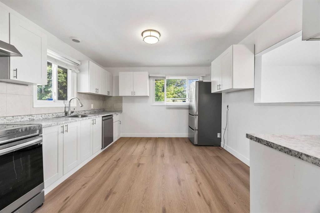 









290099


1016

Drive East,
Rural Foothills County,




AB
T1S 1A2

