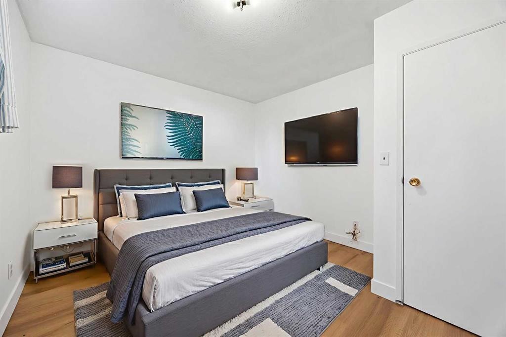 









290099


1016

Drive East,
Rural Foothills County,




AB
T1S 1A2

