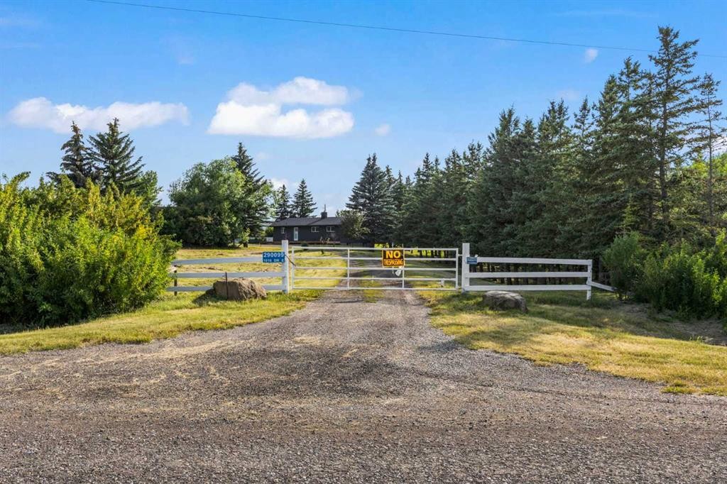 









290099


1016

Drive East,
Rural Foothills County,




AB
T1S 1A2


