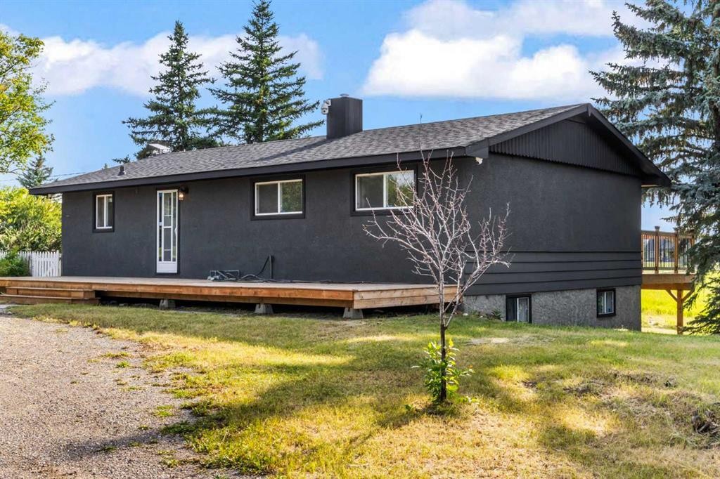 









290099


1016

Drive East,
Rural Foothills County,




AB
T1S 1A2

