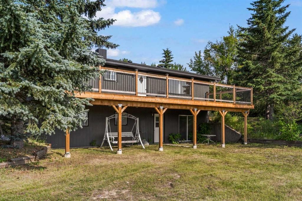 









290099


1016

Drive East,
Rural Foothills County,




AB
T1S 1A2

