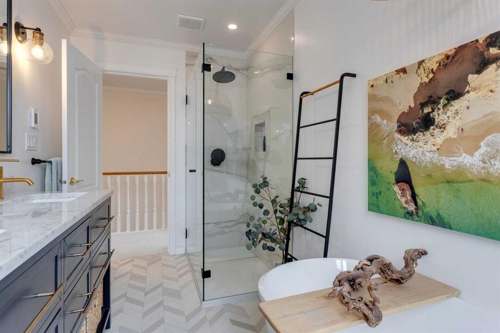 









2346


Erlton

Place Southwest,
Calgary,




AB
T2S 2Z4

