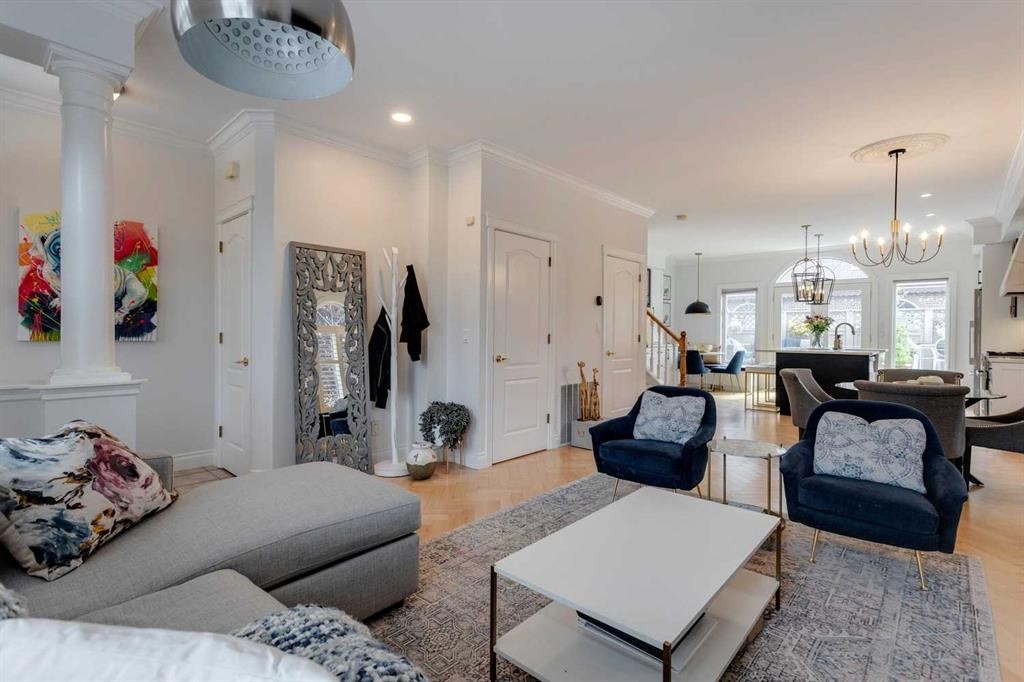 









2346


Erlton

Place Southwest,
Calgary,




AB
T2S 2Z4

