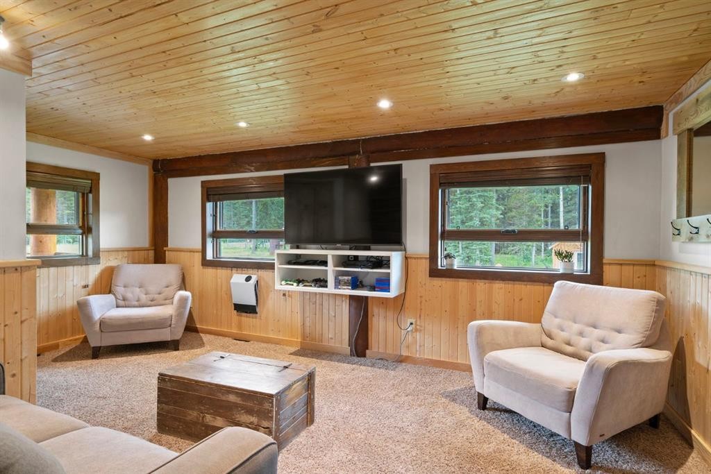 









282167


Range Road 53

,
Rural Rocky View County,




AB
T4C 2W1

