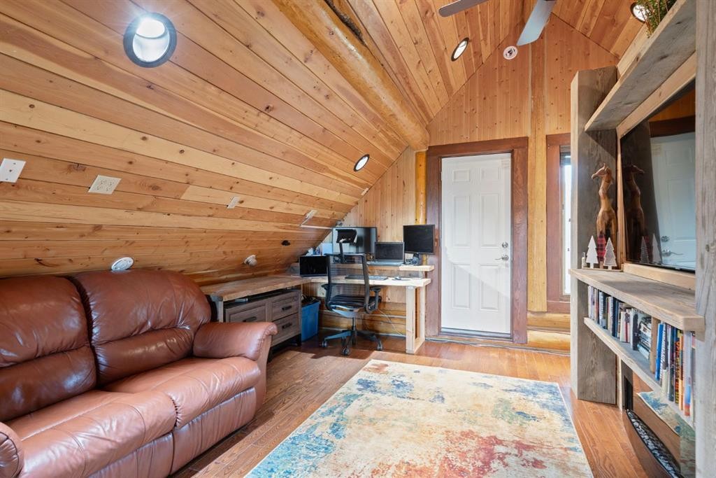 









282167


Range Road 53

,
Rural Rocky View County,




AB
T4C 2W1

