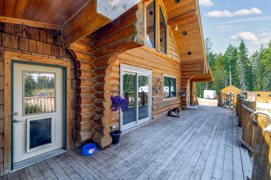 









282167


Range Road 53

,
Rural Rocky View County,




AB
T4C 2W1

