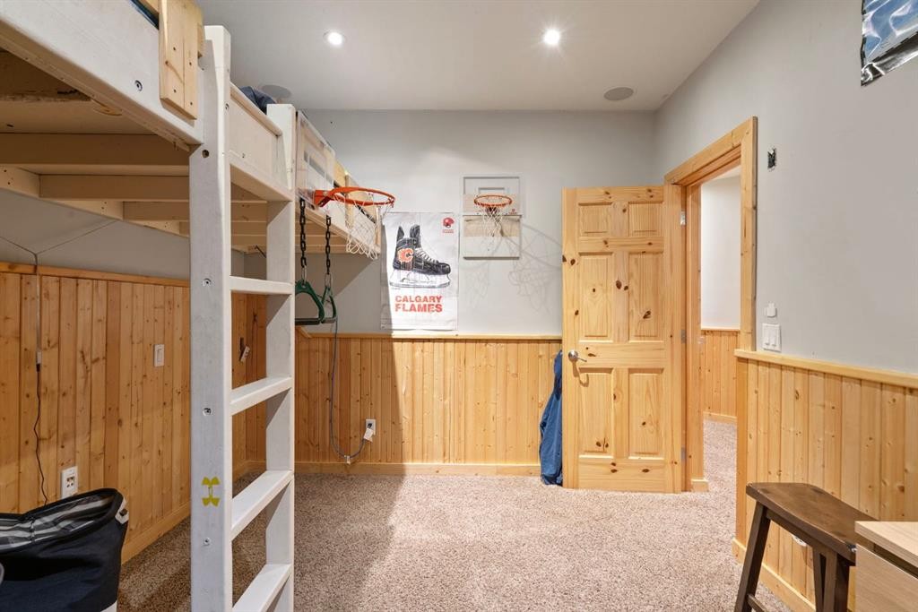 









282167


Range Road 53

,
Rural Rocky View County,




AB
T4C 2W1

