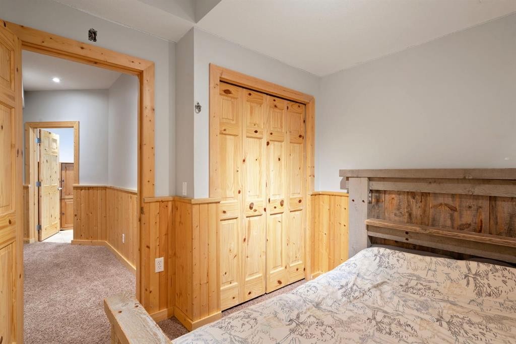 









282167


Range Road 53

,
Rural Rocky View County,




AB
T4C 2W1

