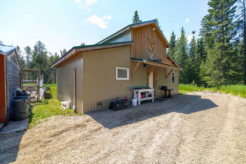 









282167


Range Road 53

,
Rural Rocky View County,




AB
T4C 2W1

