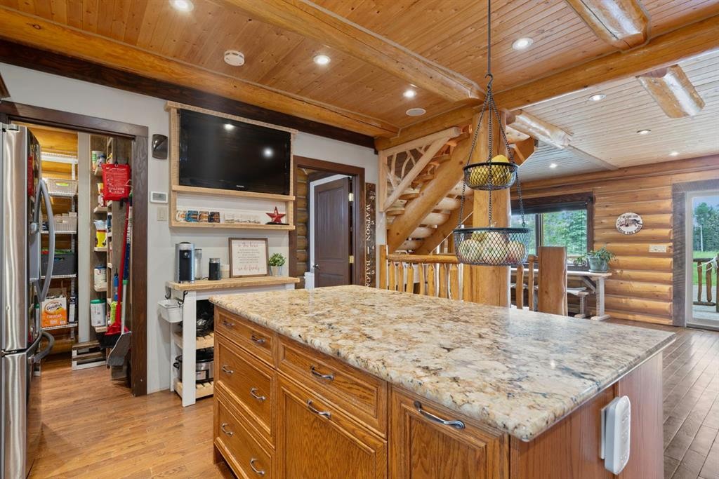









282167


Range Road 53

,
Rural Rocky View County,




AB
T4C 2W1

