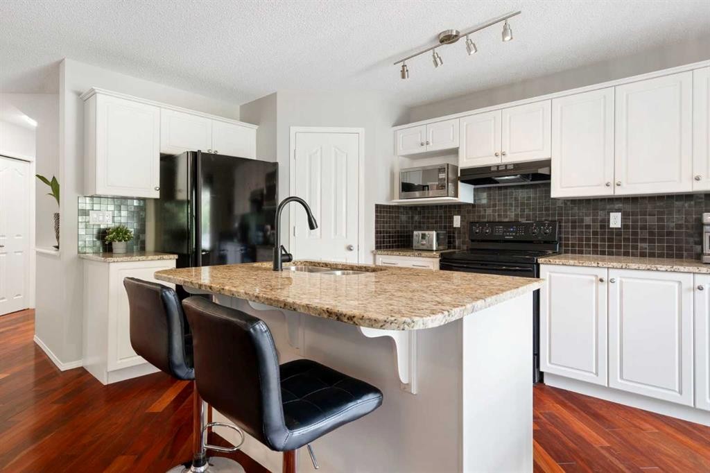 









4


West Springs

Way Southwest,
Calgary,




AB
T3H 4M4

